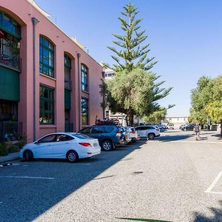 West End Warehouse Historical Opposite Beach Fremantle Ngoại thất bức ảnh